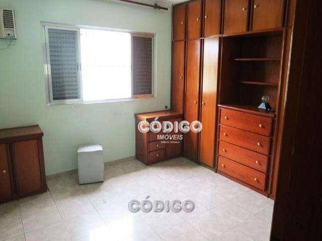 Casa à venda com 3 quartos, 300m² - Foto 9