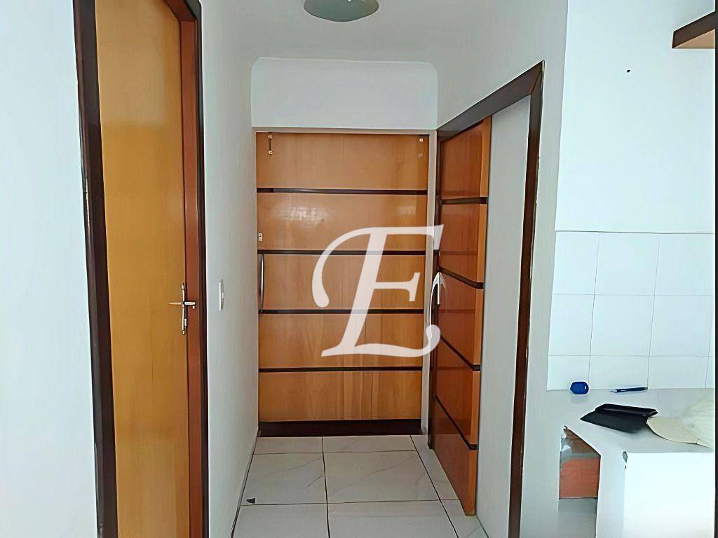 Apartamento à venda com 2 quartos, 77m² - Foto 9