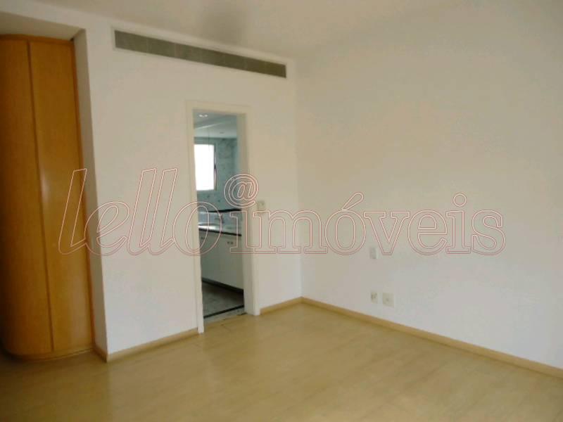 Apartamento para alugar com 3 quartos, 217m² - Foto 8