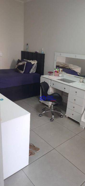 Sobrado à venda com 3 quartos, 190m² - Foto 29