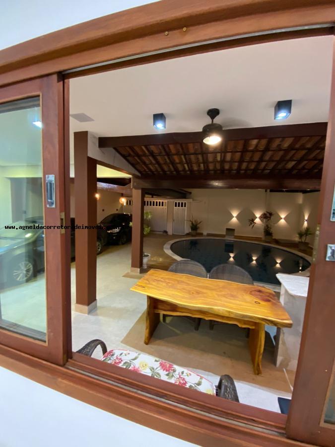 Casa à venda com 5 quartos, 600m² - Foto 18