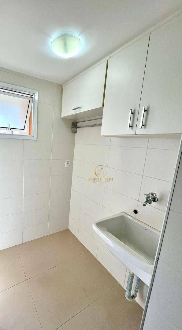 Apartamento para alugar com 2 quartos, 77m² - Foto 6