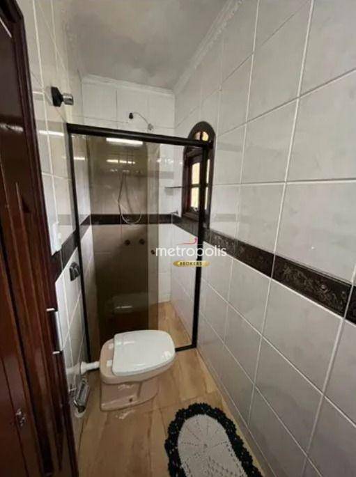 Sobrado à venda e aluguel com 3 quartos, 216m² - Foto 14