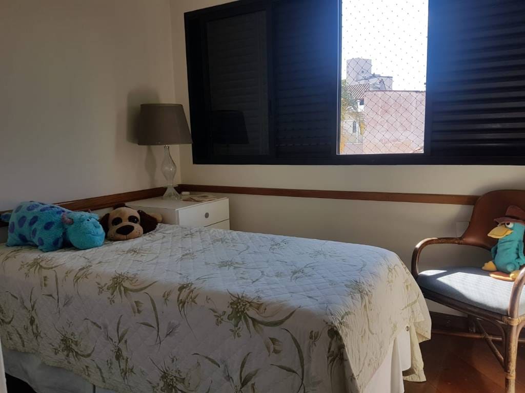 Apartamento à venda com 3 quartos, 145m² - Foto 4