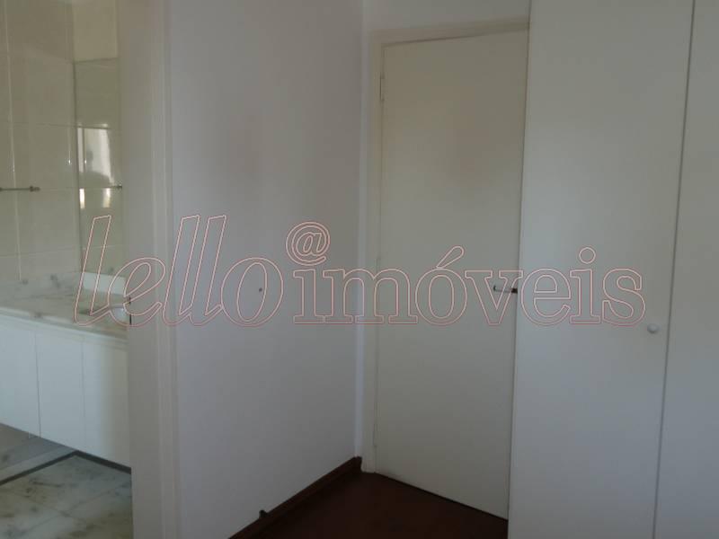 Apartamento para alugar com 3 quartos, 165m² - Foto 8