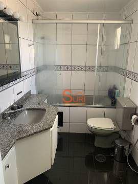 Apartamento à venda com 4 quartos, 180m² - Foto 2