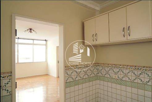 Apartamento à venda com 4 quartos, 228m² - Foto 17