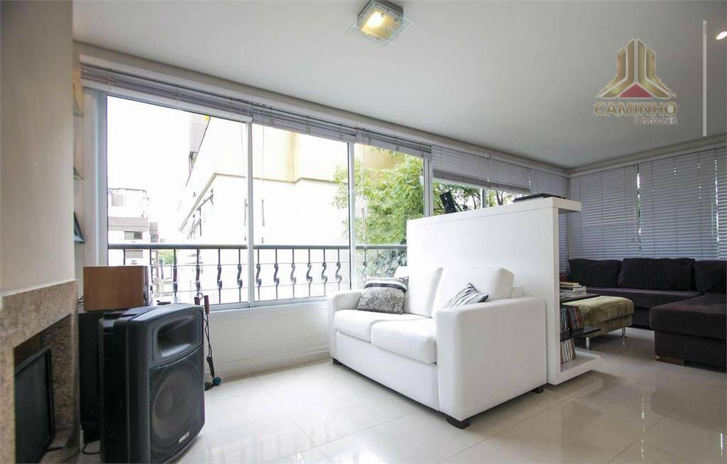 Apartamento à venda com 3 quartos, 108m² - Foto 1