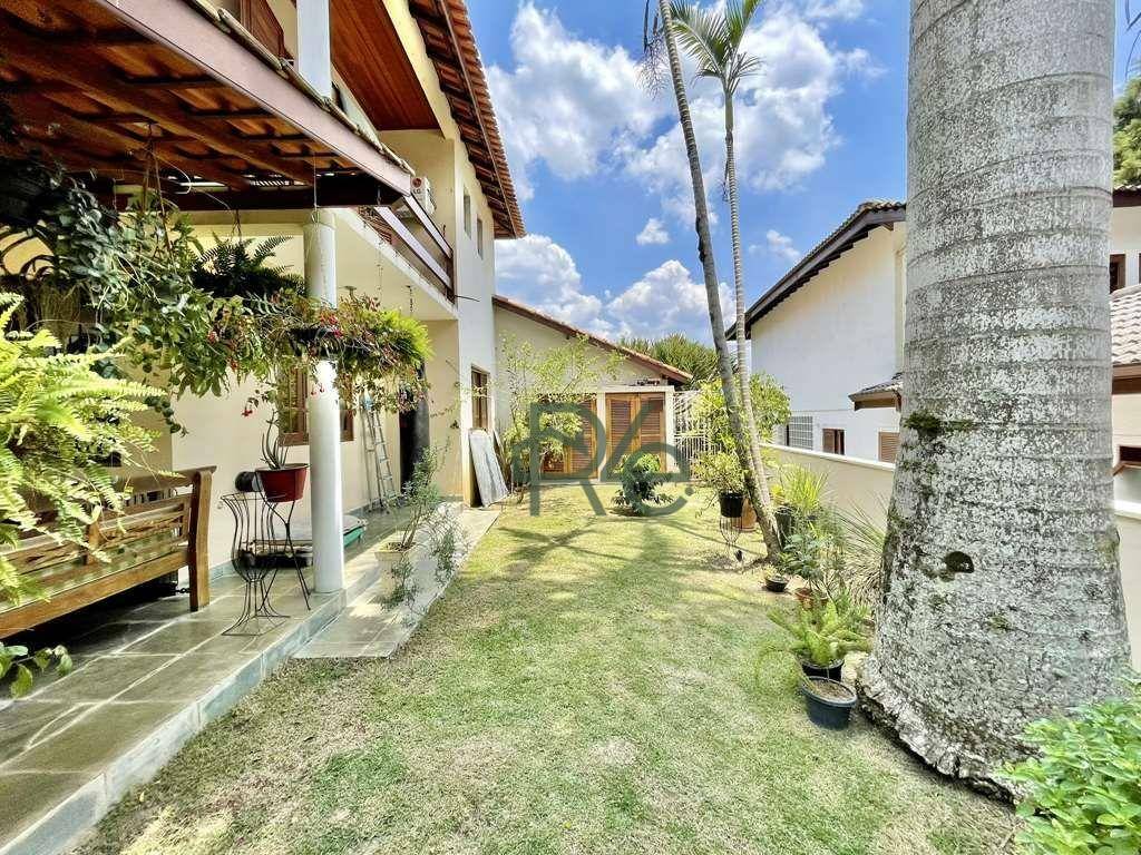 Casa de Condomínio à venda com 3 quartos, 319m² - Foto 36