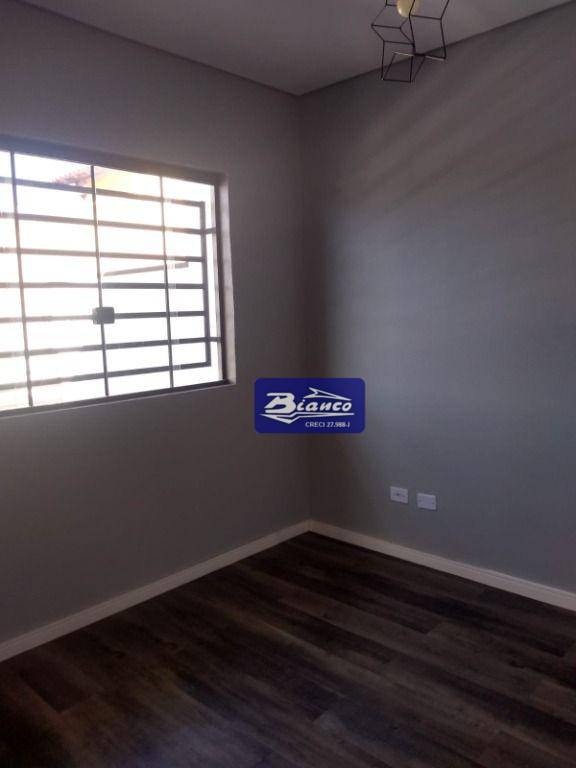 Sobrado à venda com 4 quartos, 220m² - Foto 32