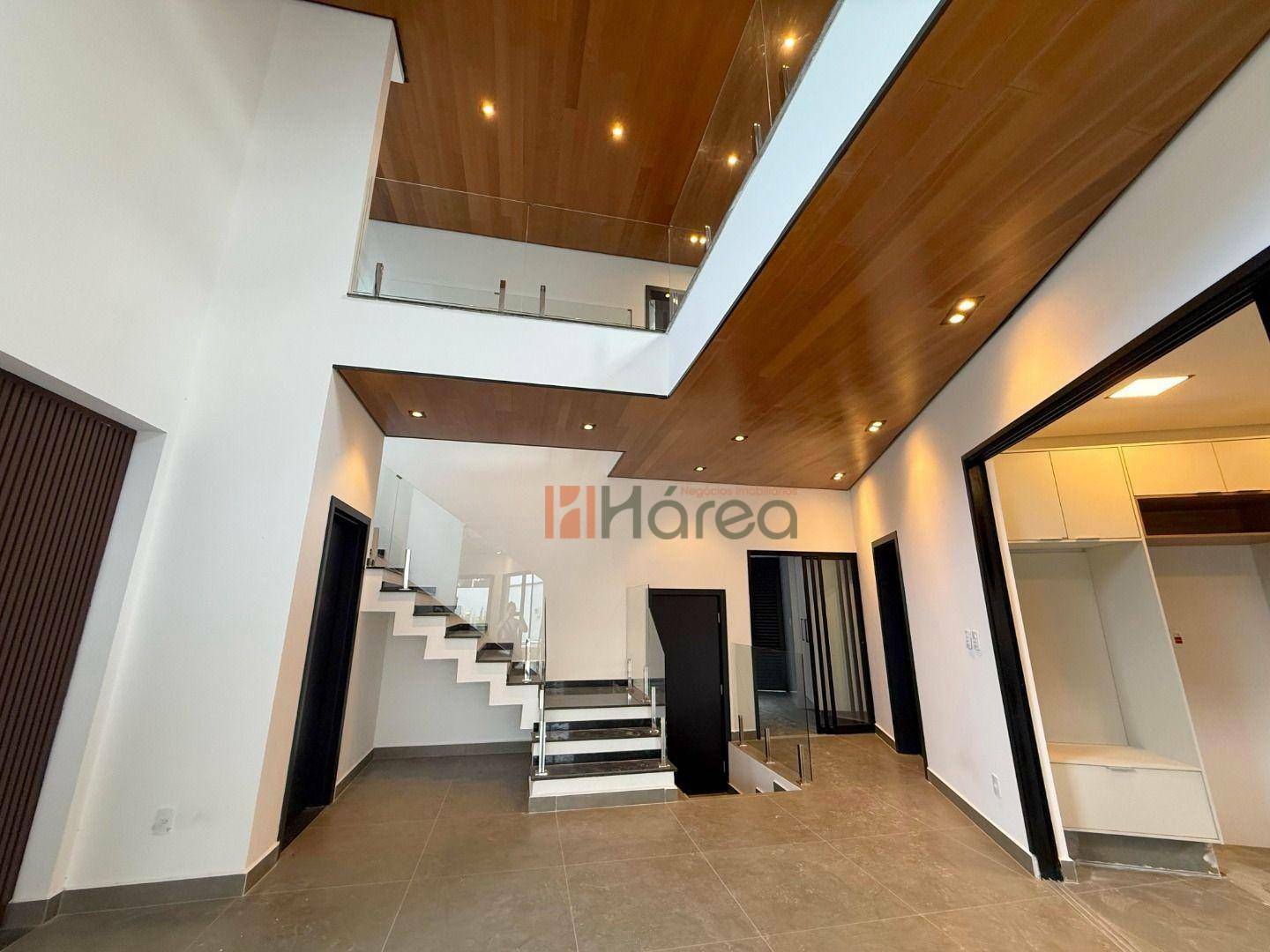Sobrado à venda com 4 quartos, 228m² - Foto 5
