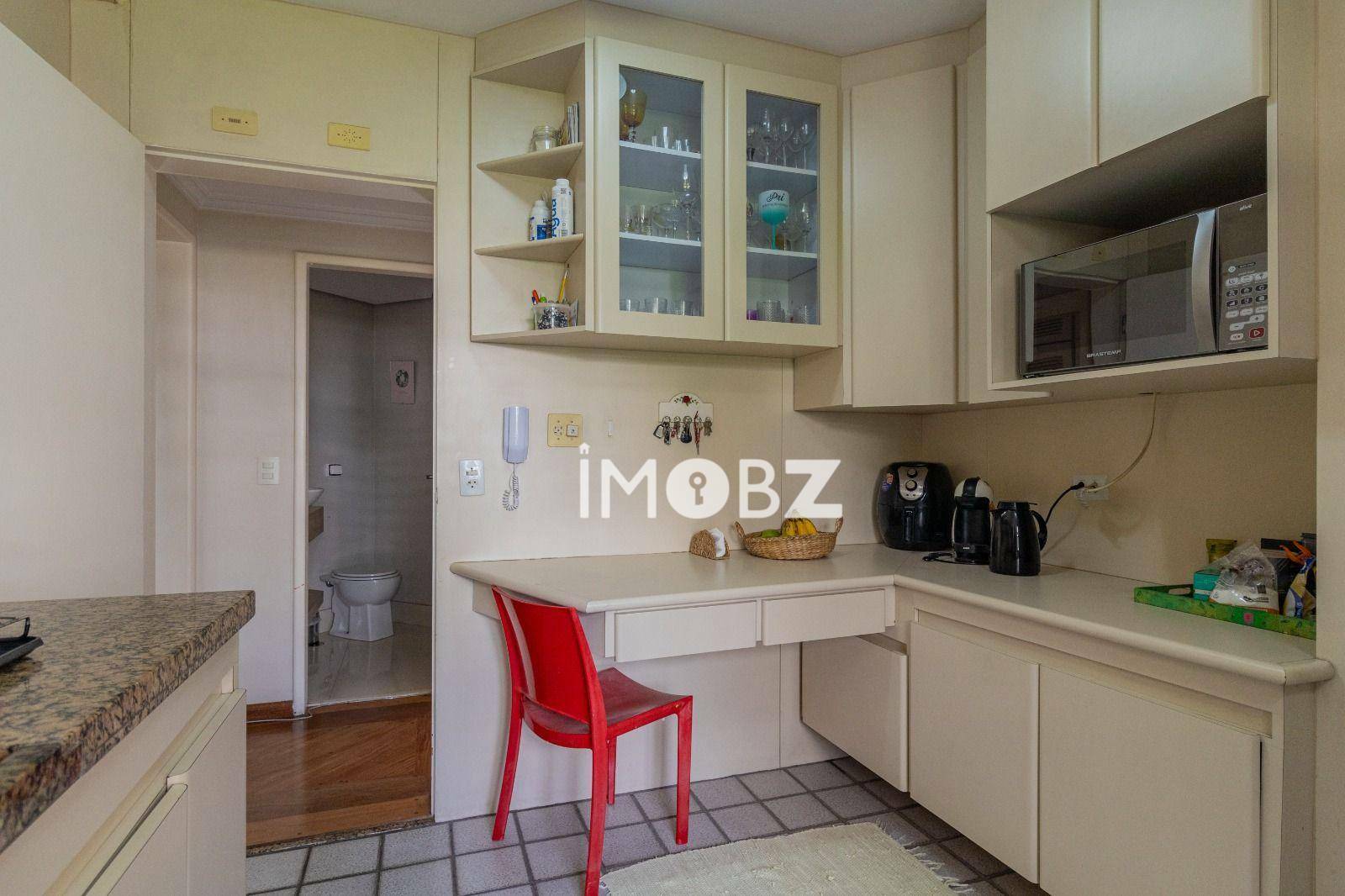 Apartamento à venda com 3 quartos, 143m² - Foto 5