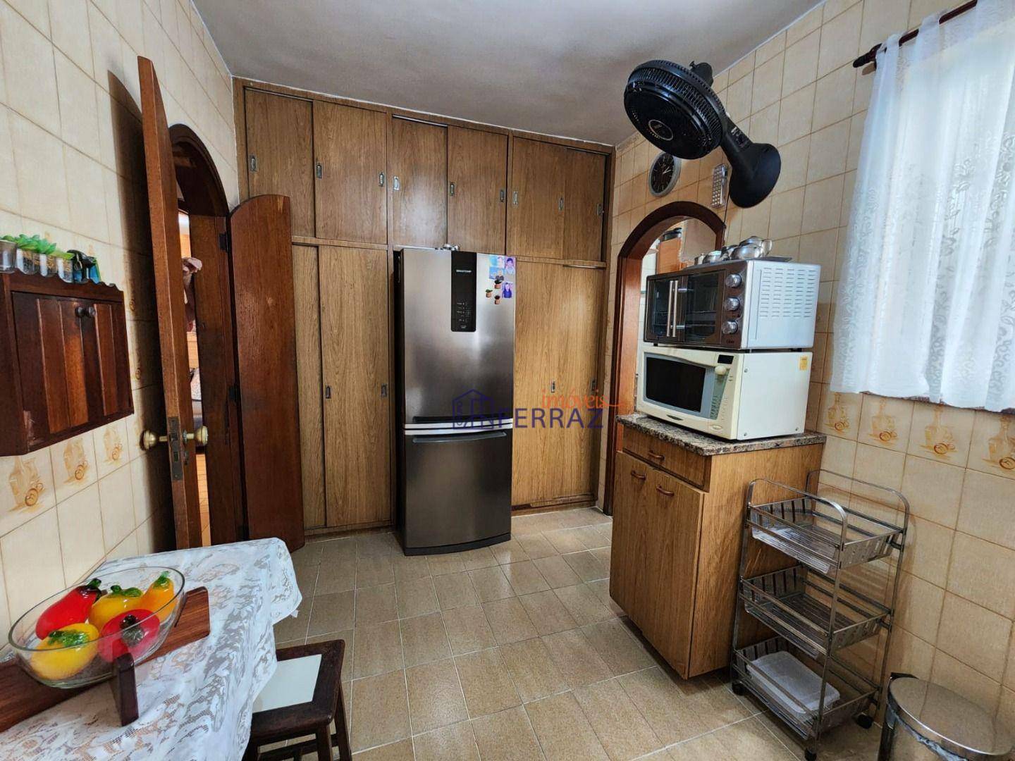 Apartamento à venda com 3 quartos, 160m² - Foto 15