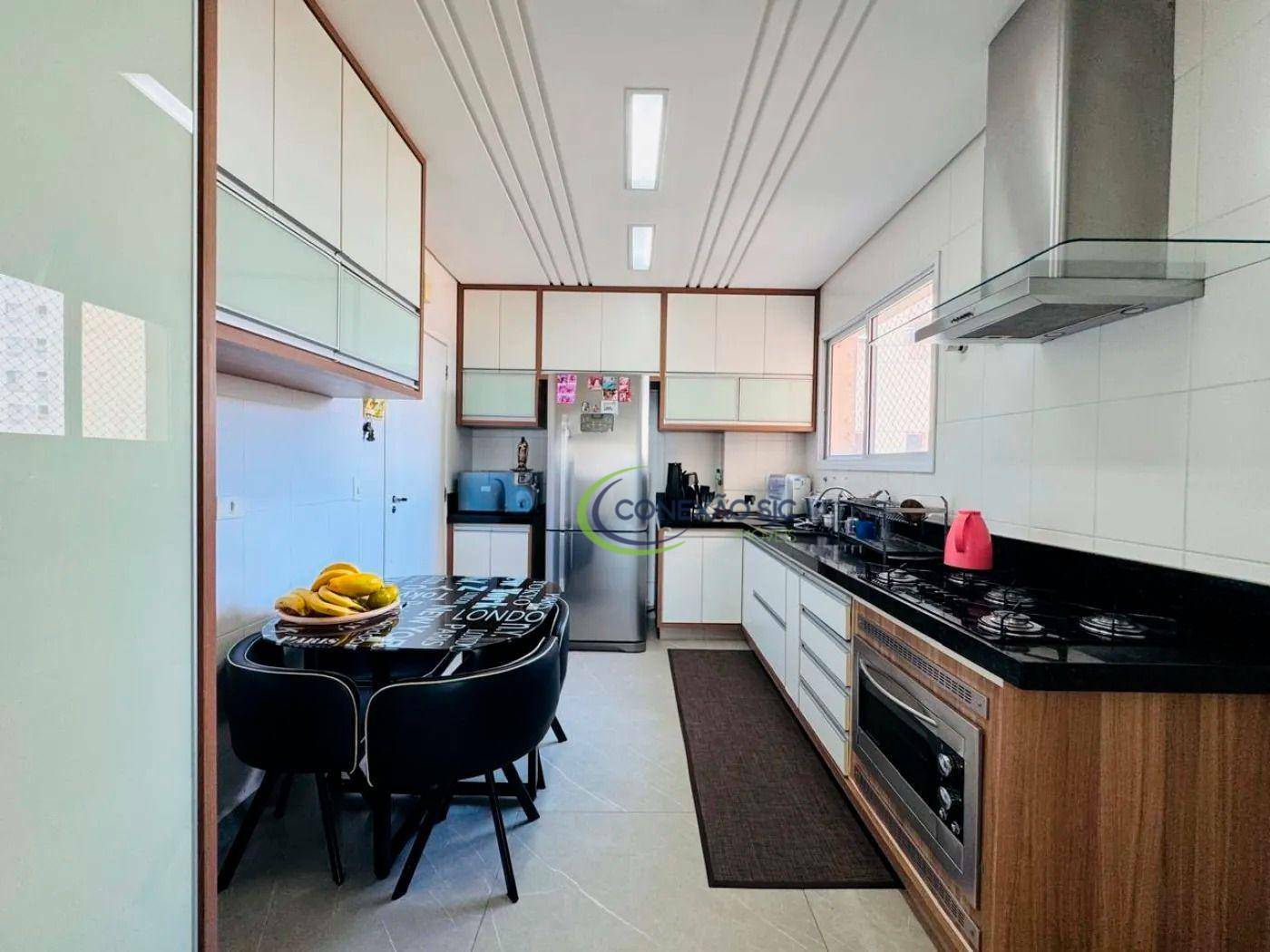 Apartamento à venda com 4 quartos, 156m² - Foto 11