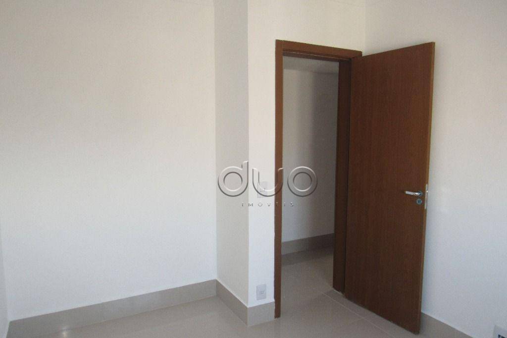 Apartamento para alugar com 3 quartos, 98m² - Foto 10