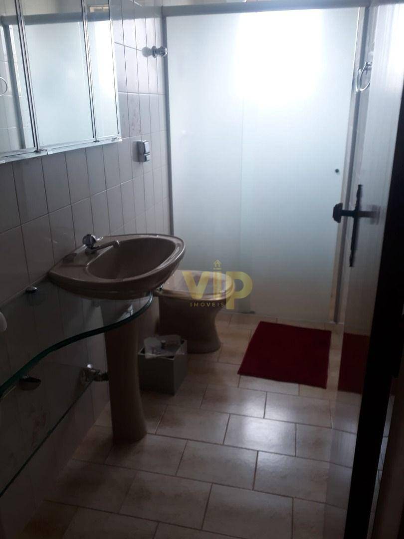 Casa à venda com 6 quartos, 199m² - Foto 34