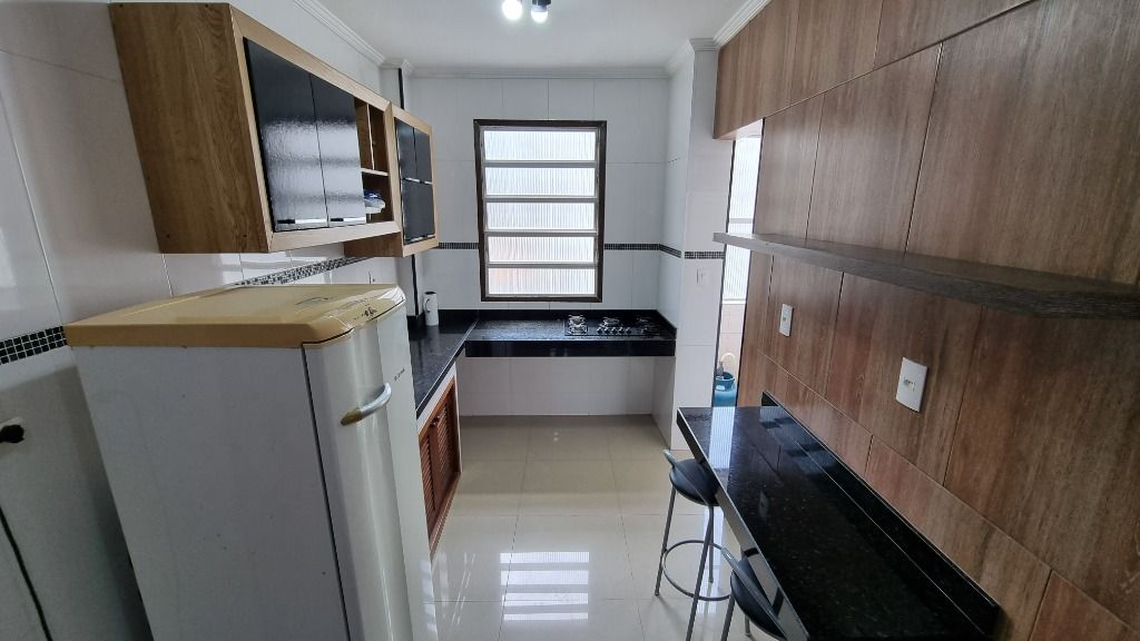 Apartamento à venda com 3 quartos, 90m² - Foto 18