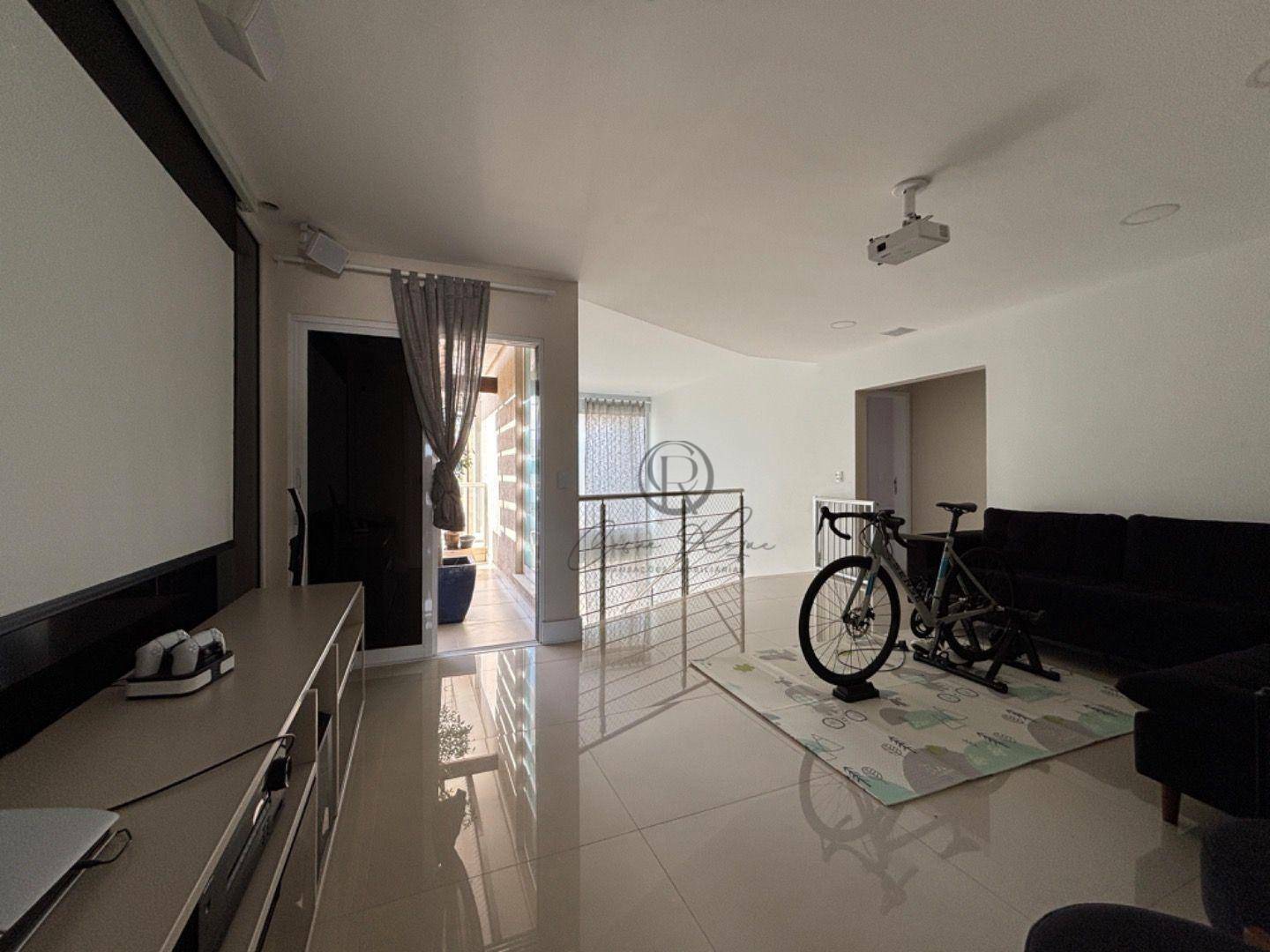 Casa à venda e aluguel com 4 quartos, 265m² - Foto 9