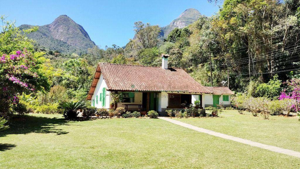 Chácara à venda com 5 quartos, 400m² - Foto 2
