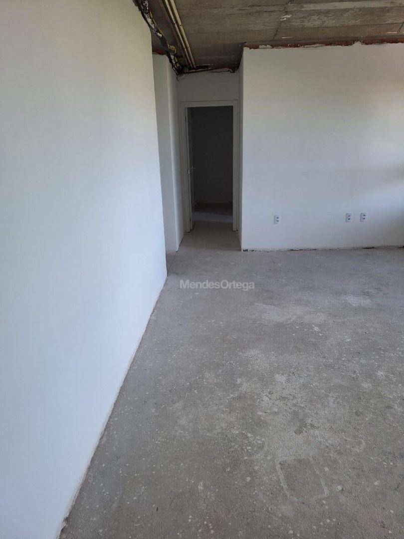 Apartamento à venda com 3 quartos, 131m² - Foto 12