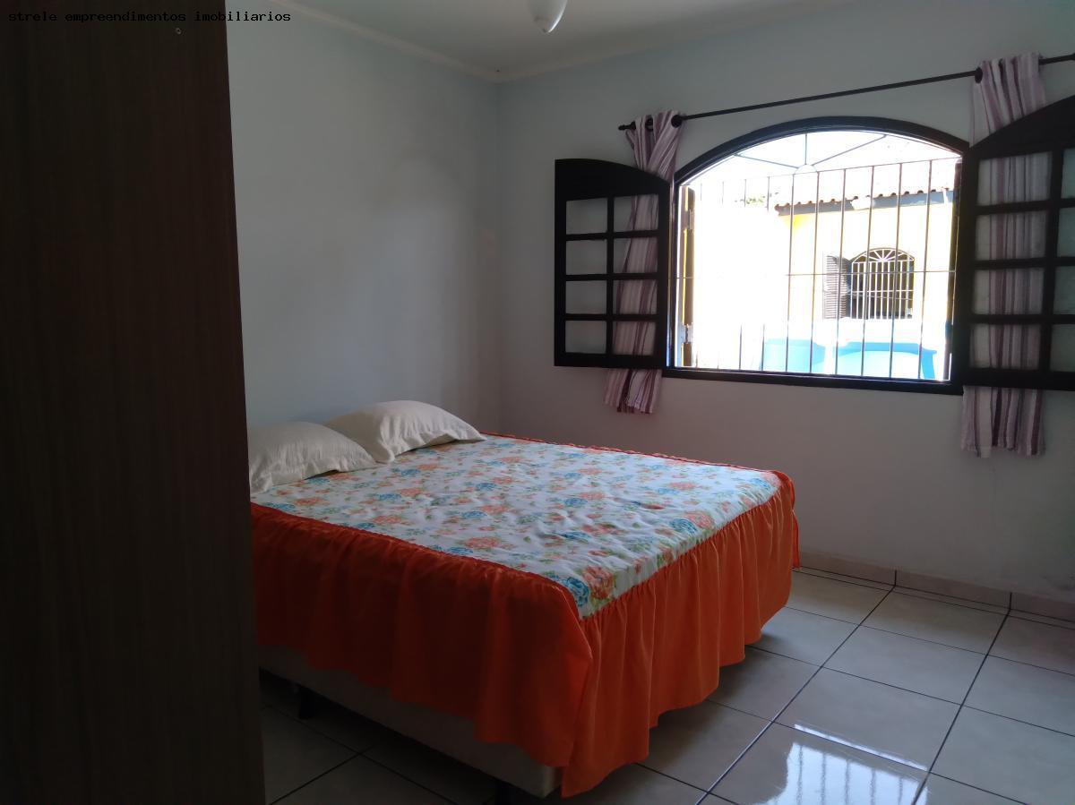 Casa à venda com 3 quartos, 420m² - Foto 16