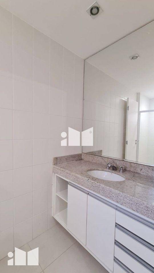 Apartamento à venda com 4 quartos, 146m² - Foto 19