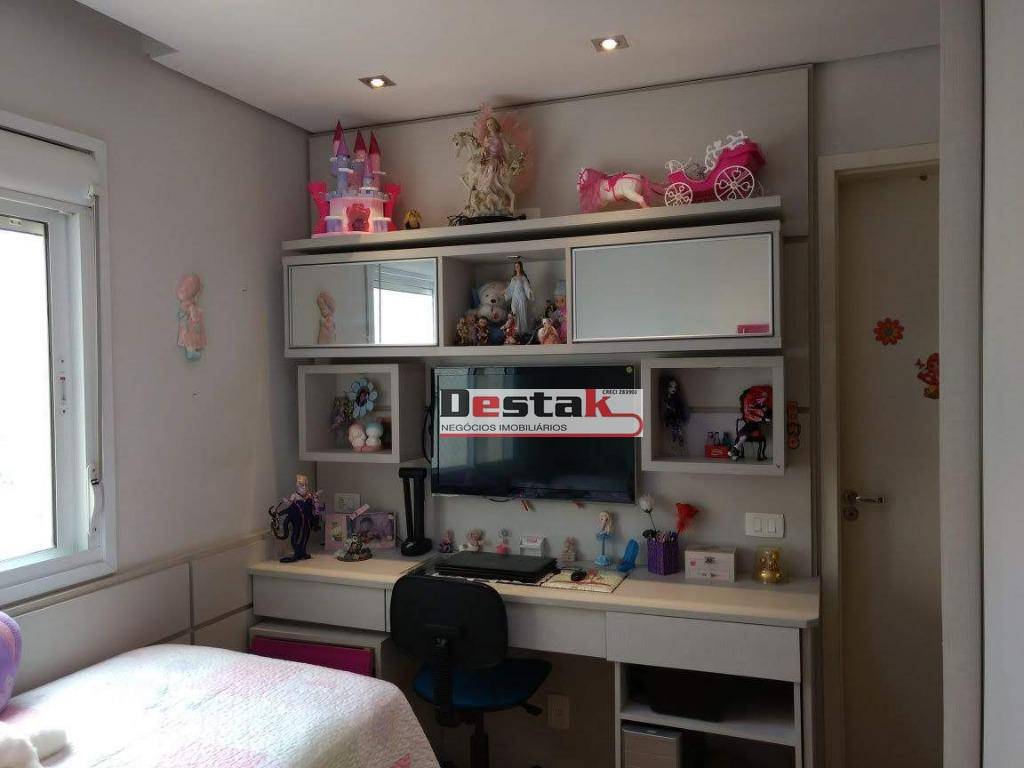 Apartamento à venda com 3 quartos, 156m² - Foto 2