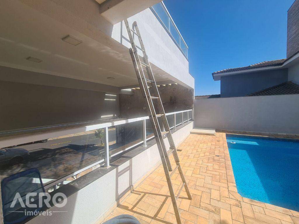 Casa de Condomínio à venda com 3 quartos, 256m² - Foto 8