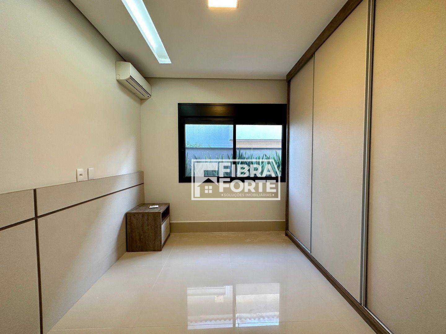 Casa à venda e aluguel com 4 quartos, 320m² - Foto 18