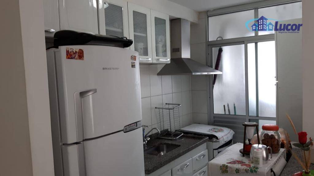 Apartamento à venda com 2 quartos, 63m² - Foto 1