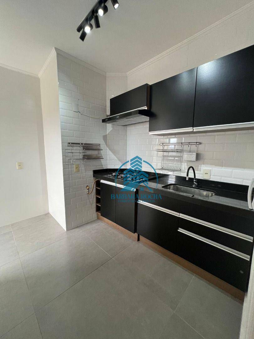 Apartamento à venda com 3 quartos, 85m² - Foto 9