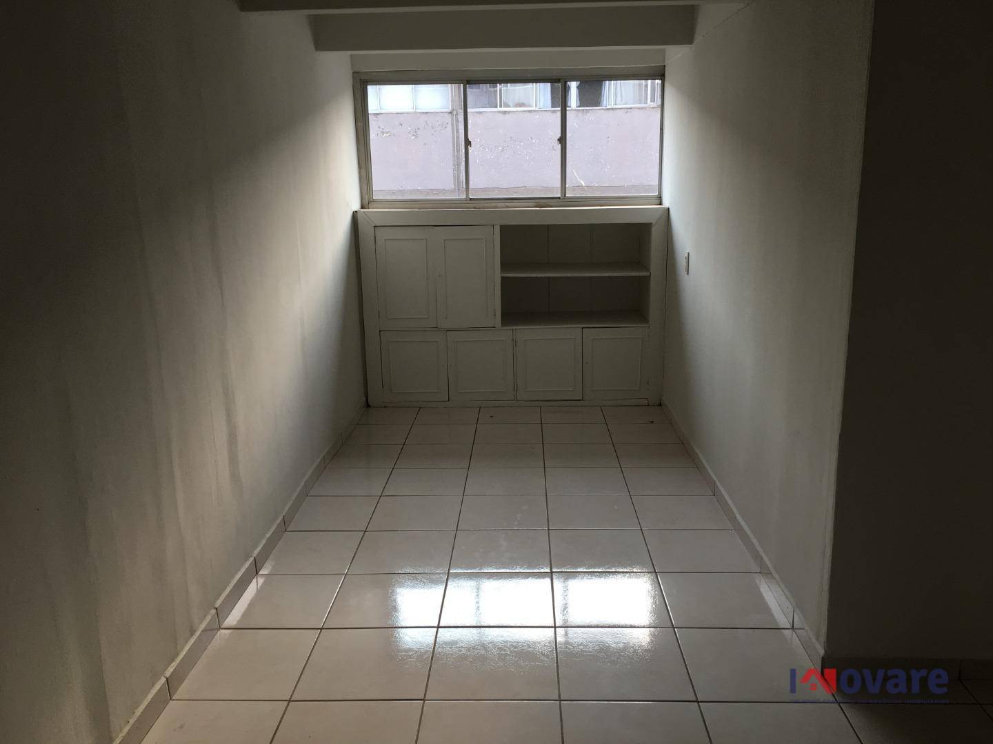 Apartamento à venda com 2 quartos, 60m² - Foto 2