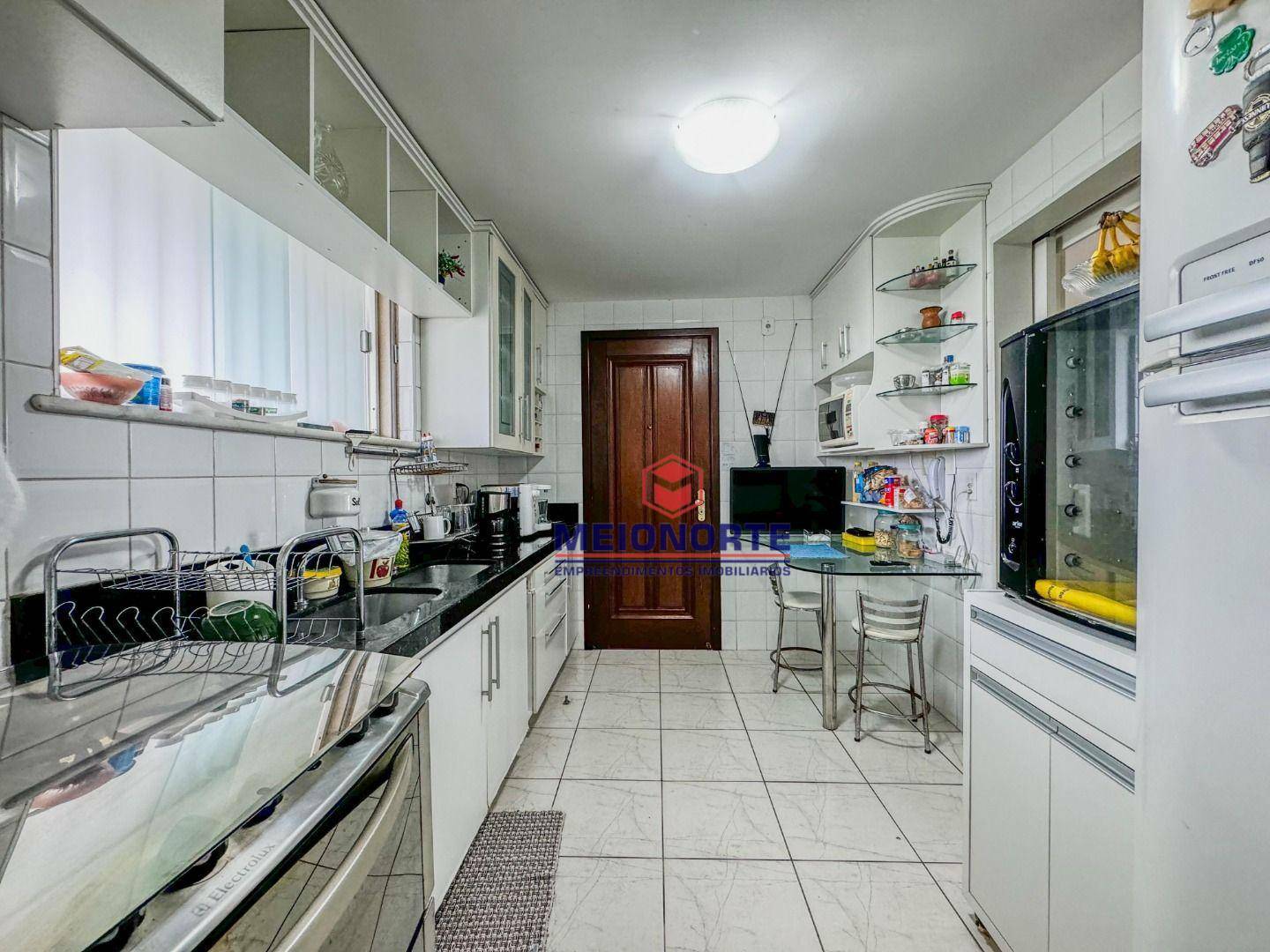 Apartamento à venda com 3 quartos, 126m² - Foto 6