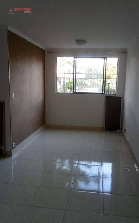 Apartamento à venda com 2 quartos, 65m² - Foto 3