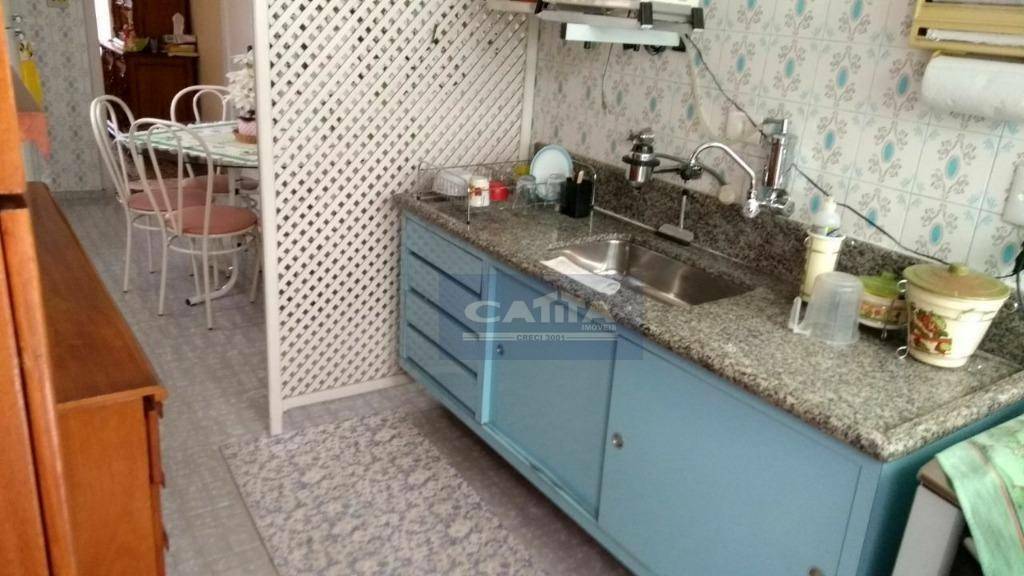 Sobrado à venda e aluguel com 3 quartos, 120m² - Foto 19