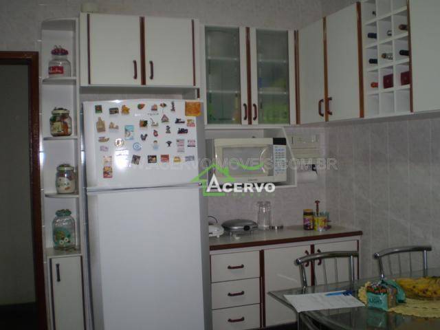 Apartamento à venda com 3 quartos, 139m² - Foto 16