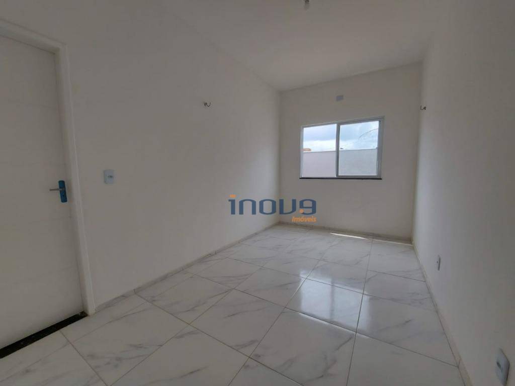 Casa à venda com 2 quartos, 80m² - Foto 12