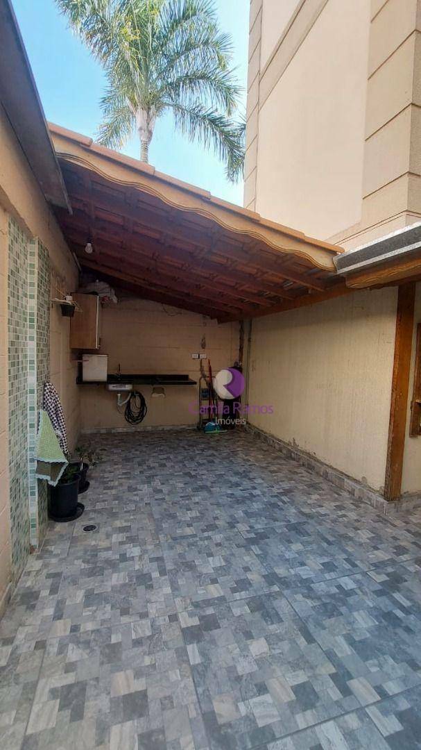 Apartamento à venda com 2 quartos, 65m² - Foto 15