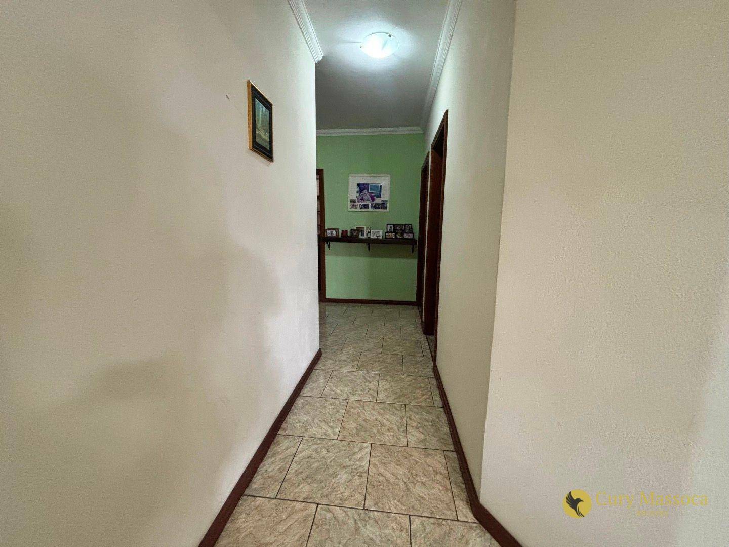 Casa à venda com 3 quartos, 180m² - Foto 18