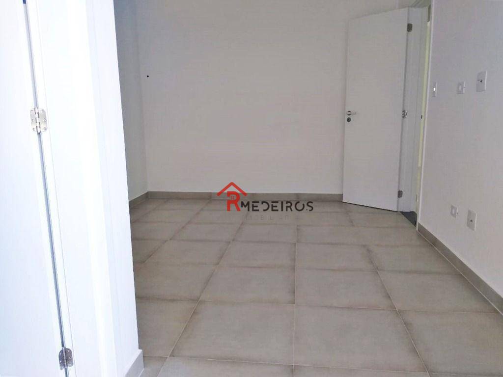 Apartamento à venda com 3 quartos, 120m² - Foto 13