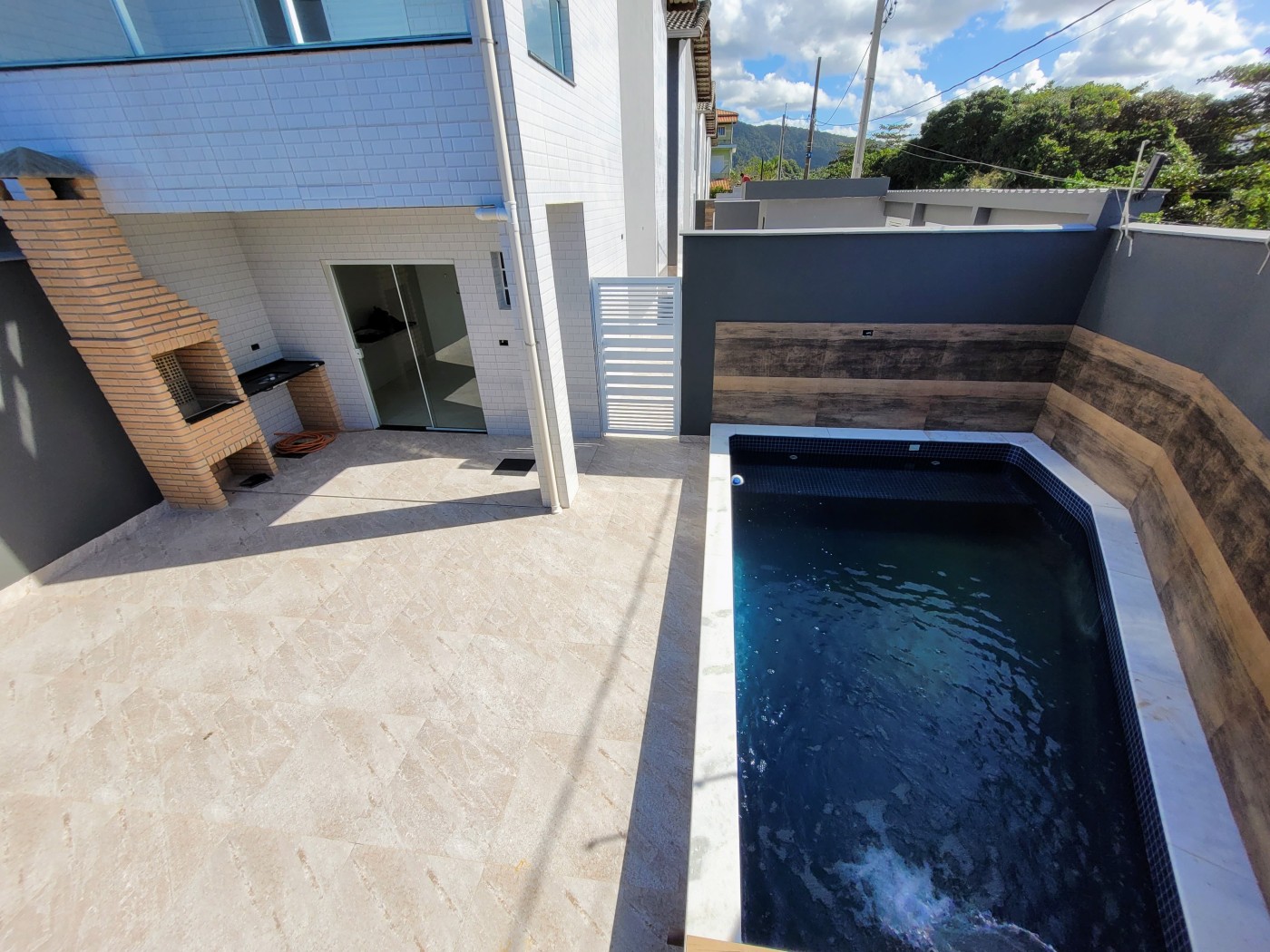 Casa à venda com 2 quartos, 80m² - Foto 33