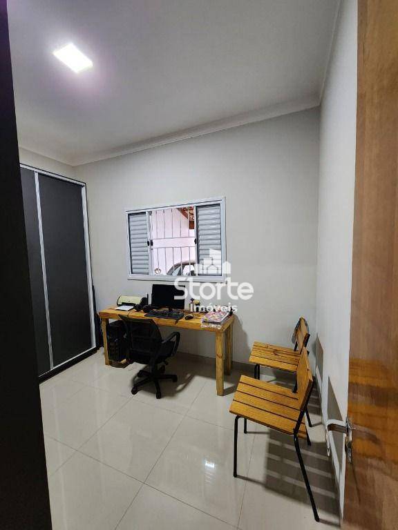 Casa à venda com 2 quartos, 60m² - Foto 13