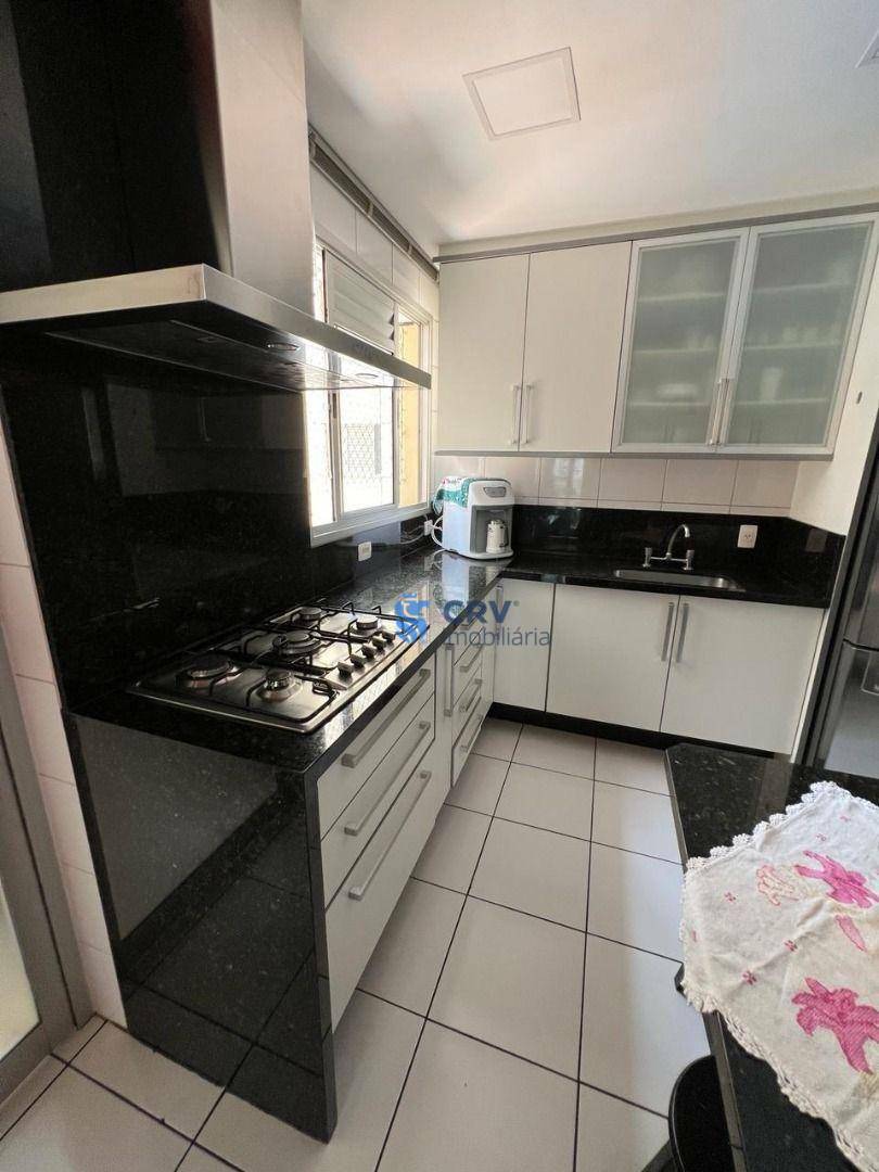 Apartamento à venda com 3 quartos, 130m² - Foto 18