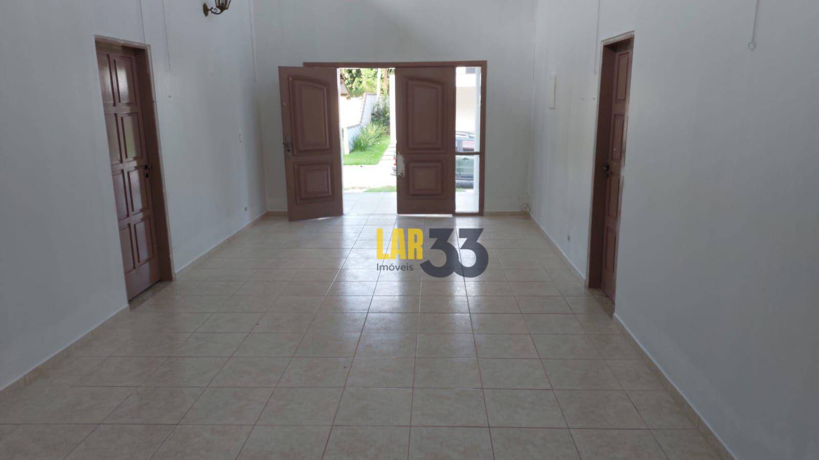 Casa de Condomínio à venda com 4 quartos, 251m² - Foto 3