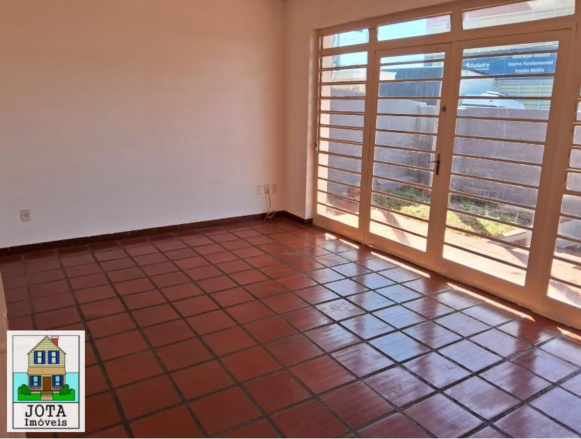 Casa à venda com 2 quartos, 268m² - Foto 11