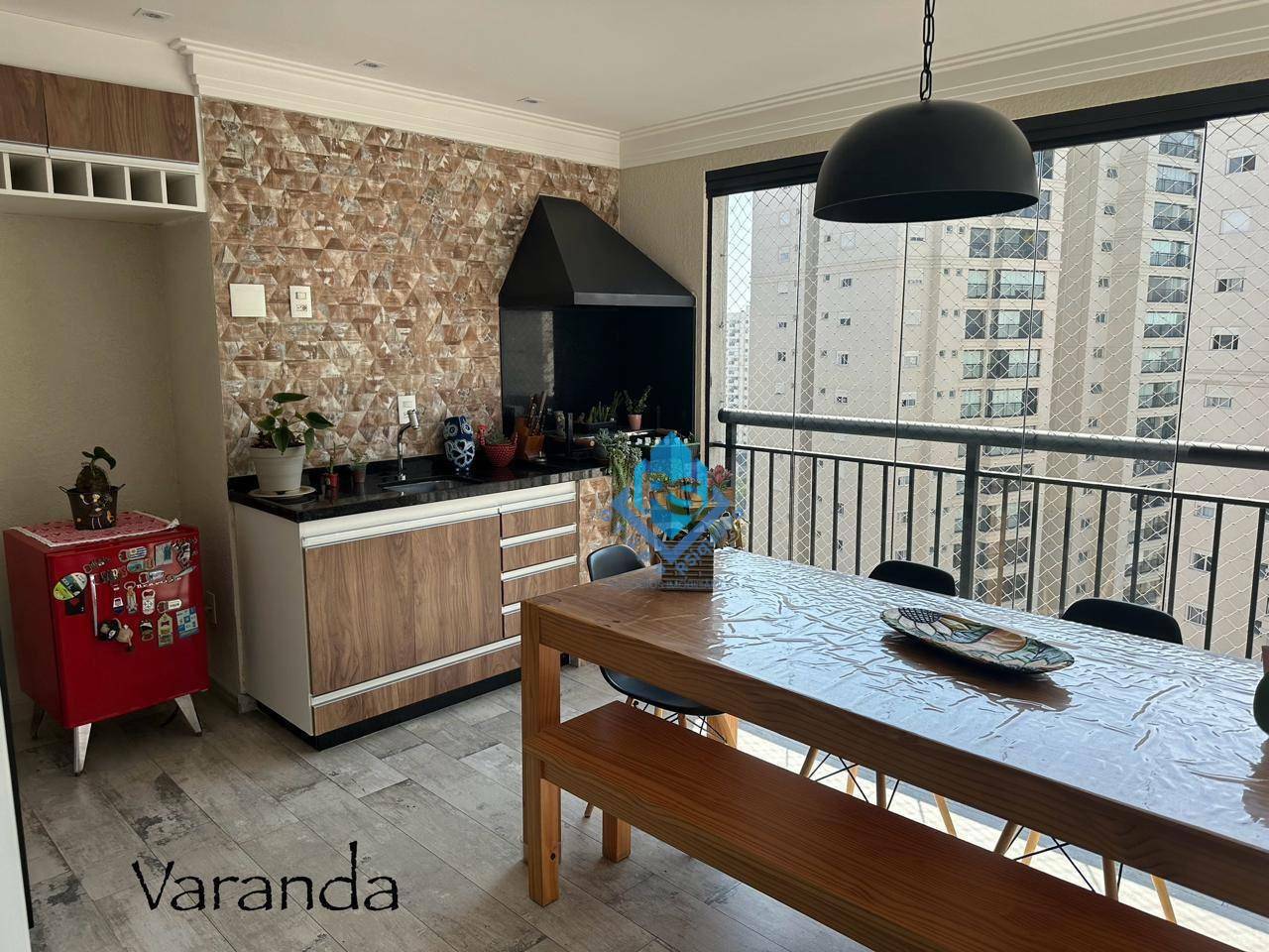 Apartamento à venda com 3 quartos, 162m² - Foto 1