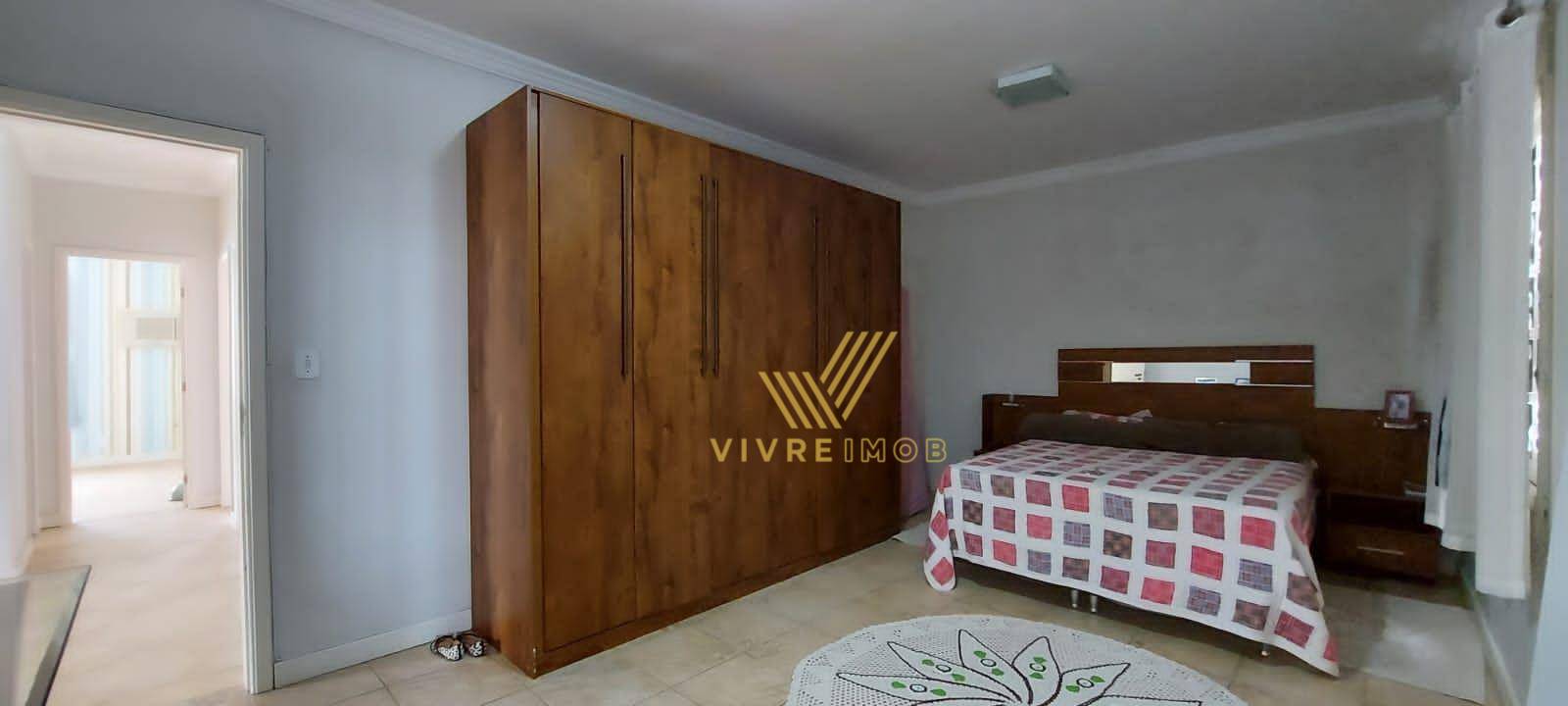 Casa à venda com 5 quartos, 274m² - Foto 21