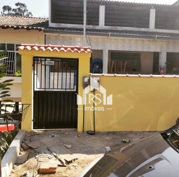 Casa à venda com 2 quartos, 128m² - Foto 1