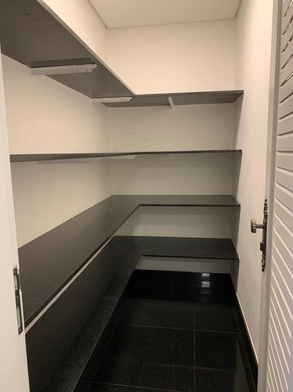 Apartamento para alugar com 4 quartos, 232m² - Foto 13