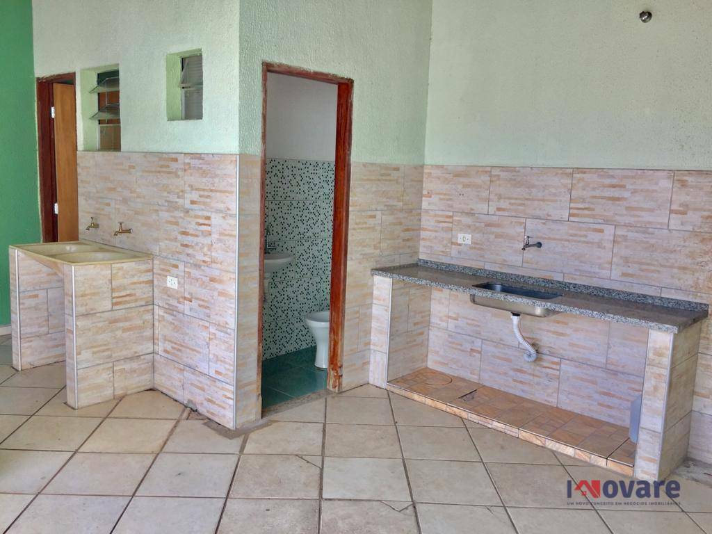 Casa à venda com 2 quartos, 150m² - Foto 6